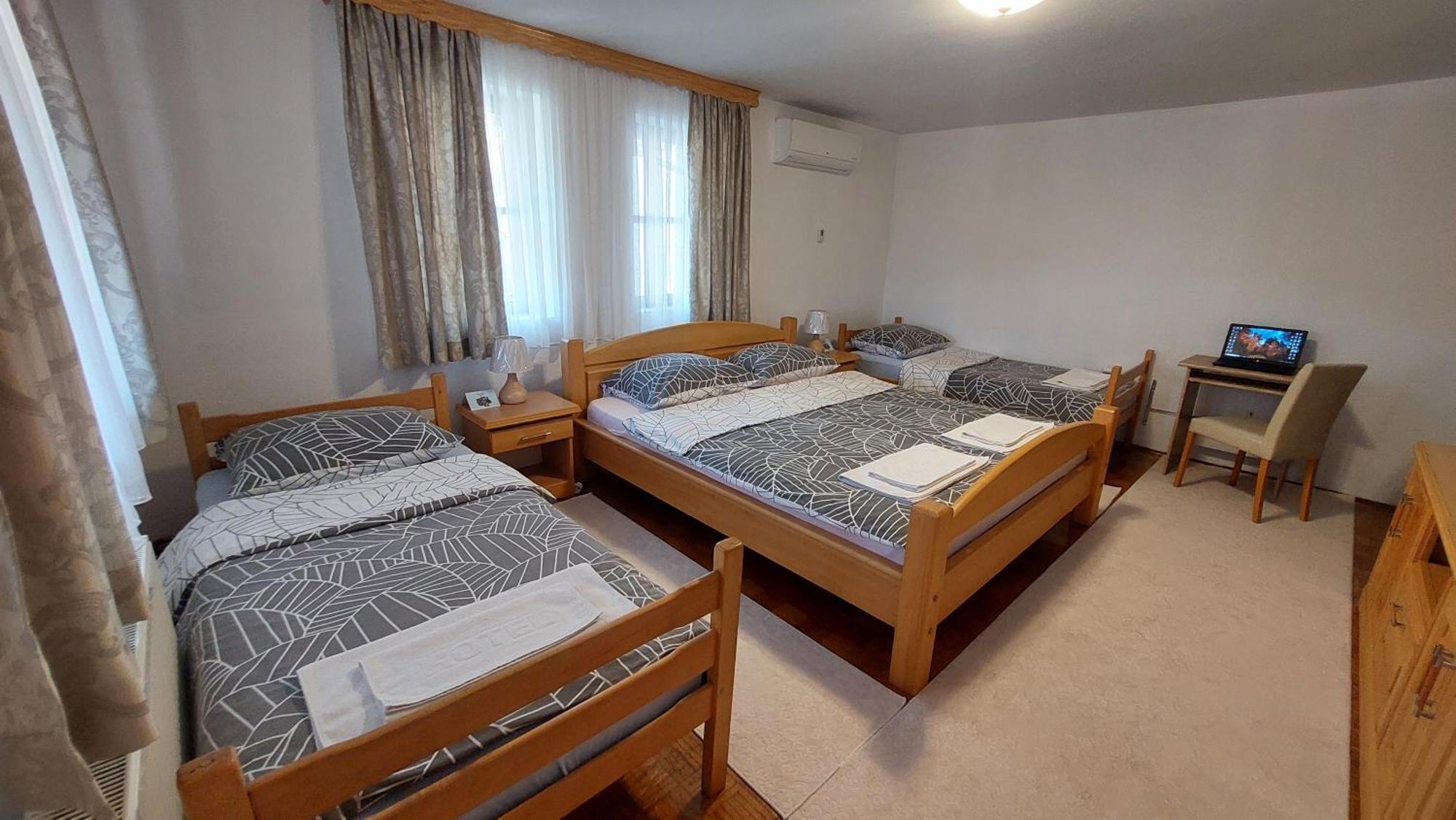 Panorama Travnik Aparthotel Eksteriør bilde