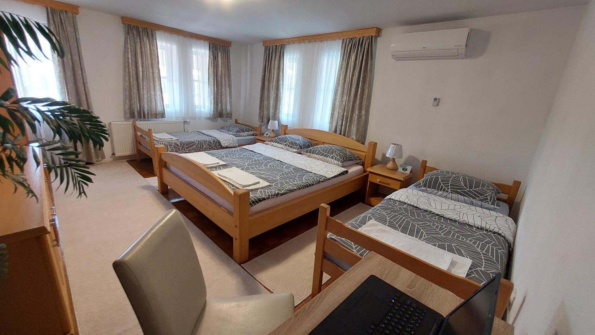 Panorama Travnik Aparthotel Eksteriør bilde